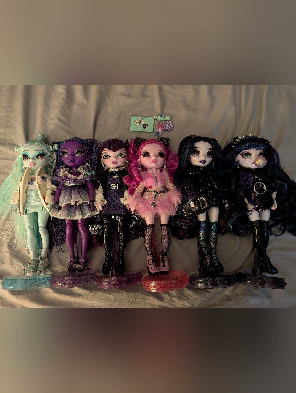 Rainbow High - Lot Of Six Dolls